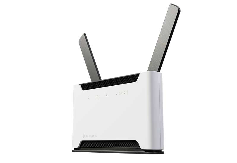 MikroTik Chateau PRO ax router Wi-Fi 6 AX3600 5x GE, USB, 1x PoE OUT